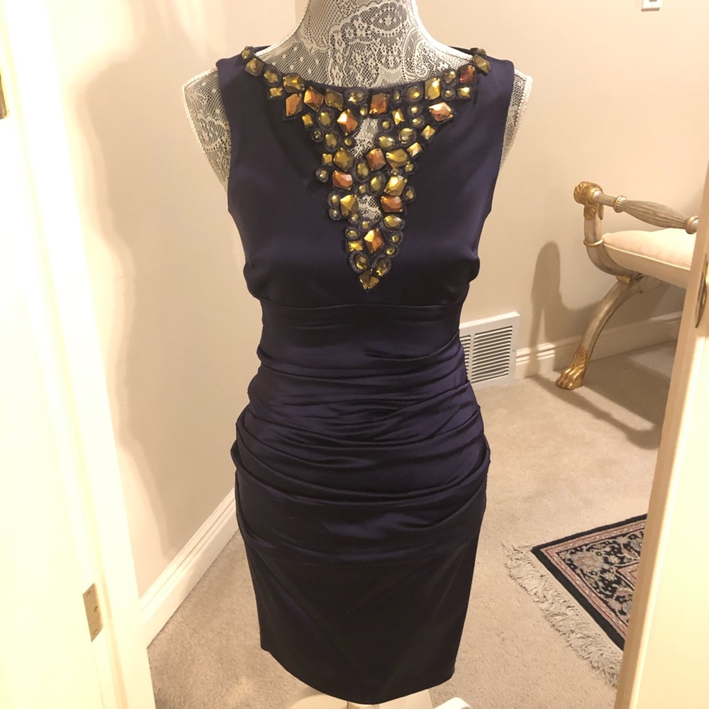 Rhinestone NECK STRETCH SATIN DRESS ( cache )